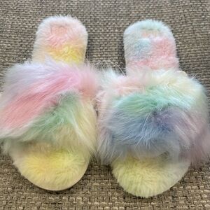 Malvados Rainbow Tie Dye Lush Slumber Slippers Womens Size 5/6 Cozy Slippers NWT